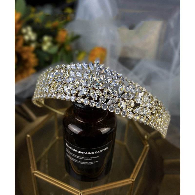 Luxury New Queen's Zircon Crown Jewelry - GlowTrendVibe - - Luxury New Queen's Zircon Crown Jewelry -
