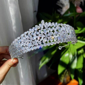 Luxury New Queen's Zircon Crown Jewelry - GlowTrendVibe - - Luxury New Queen's Zircon Crown Jewelry - 