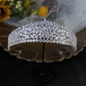 Luxury New Queen's Zircon Crown Jewelry - GlowTrendVibe - - Luxury New Queen's Zircon Crown Jewelry - 